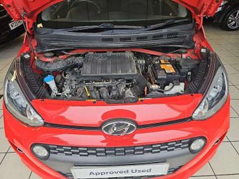 Hyundai i10 1.2 Premium SE 5dr Auto