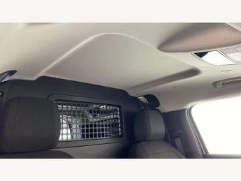 Land Rover Defender 3.0 D250 Hard Top Auto