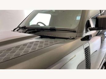 Land Rover Defender 3.0 D250 Hard Top Auto