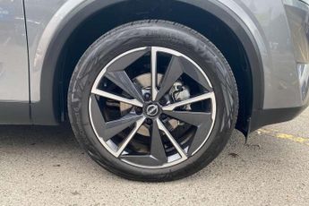 Nissan Qashqai 1.3 DiG-T MH 158 Tekna 5dr 4WD Xtronic