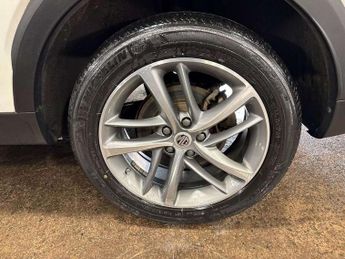 MG HS 1.5 T-GDI Exclusive 5dr DCT