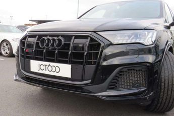 Audi SQ7 SQ7 TFSI Quattro Black Edition 5dr Tiptronic