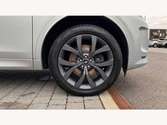 Land Rover Discovery Sport 2.0 D200 R-Dynamic SE 5dr Auto [5 Seat]