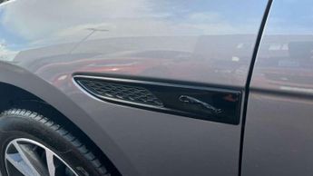 Jaguar F-Pace 2.0 P400e R-Dynamic HSE Black 5dr Auto AWD