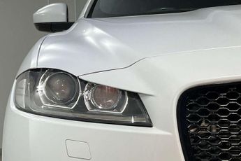 Jaguar F-Pace 2.0d [240] Chequered Flag 5dr Auto AWD