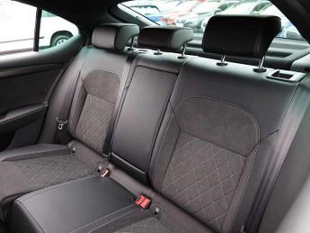 Skoda Superb 2.0 TSI 190 Sport Line Plus 5dr DSG