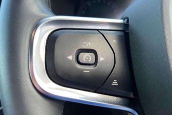 Volvo XC40 1.5 T3 [163] R DESIGN 5dr Geartronic