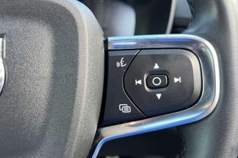 Volvo XC40 1.5 T3 [163] R DESIGN 5dr Geartronic