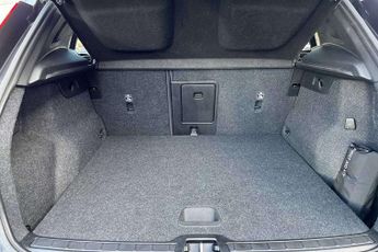Volvo XC40 1.5 T3 [163] R DESIGN 5dr Geartronic