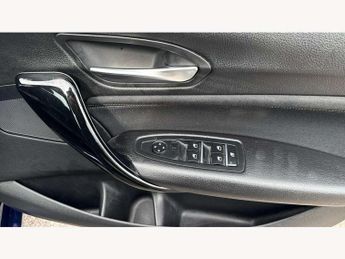 BMW 1 Series 118i [1.5] Sport 5dr [Nav/Servotronic] Step Auto