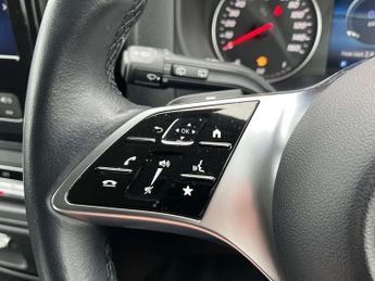 Mercedes-Benz Vito 119CDI Select Crew Van 9G-Tronic