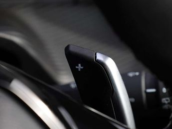 Peugeot 208 1.2 PureTech 100 Allure Premium + 5dr EAT8