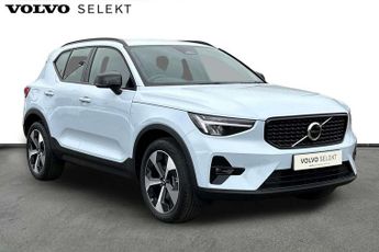 Volvo XC40 2.0 B4P Plus Dark 5dr Auto