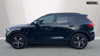 Volvo XC40 2.0 B3P Plus Dark 5dr Auto