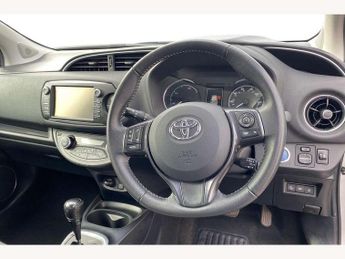 Toyota Yaris 1.5 Hybrid Y20 5dr CVT [Bi-tone]
