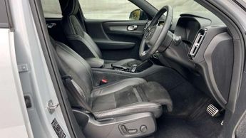 Volvo XC40 1.5 T3 [163] R DESIGN Pro 5dr Geartronic