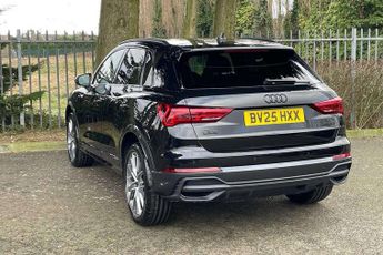 Audi Q3 35 TDI Black Edition 5dr S Tronic [20" Alloy]