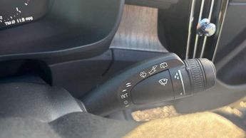 Volvo XC40 2.0 T4 Inscription 5dr AWD Geartronic