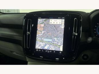 Volvo XC40 2.0 B4P Ultra Dark 5dr Auto