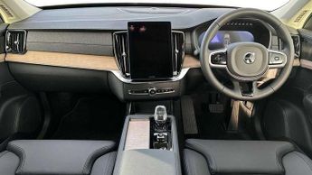 Volvo XC90 2.0 B5P Plus Dark 5dr AWD Geartronic