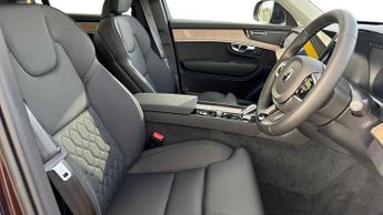 Volvo XC90 2.0 B5P Plus Dark 5dr AWD Geartronic