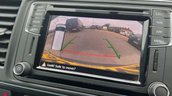 Volkswagen Transporter 2.0 BiTDI BMT 204 Highline Kombi Van DSG