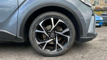 Toyota C-HR 1.8 Hybrid Design 5dr CVT