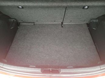 Toyota Yaris 1.5 VVT-i Design 5dr CVT