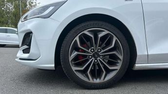 Ford Focus 1.0 EcoBoost Hybrid mHEV ST-Line X 5dr Auto