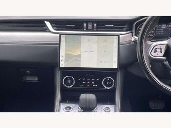 Jaguar F-Pace 2.0 D200 R-Dynamic SE 5dr Auto AWD