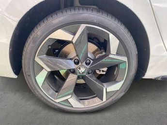 Skoda Superb 1.5 TSI e-TEC Sportline 5dr DSG