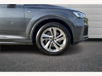 Audi Q7 55 TFSI Quattro S Line 5dr Tiptronic