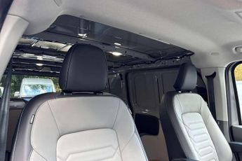 Volkswagen Transporter 2.0 TDI 150 Commerce Pro Van Auto