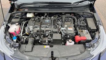 Toyota Corolla Touring Sport 1.8 VVT-i Hybrid Design 5dr CVT