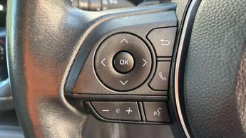 Toyota Corolla Touring Sport 2.0 VVT-i Hybrid Design 5dr CVT