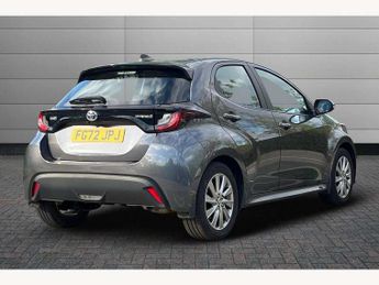 Toyota Yaris 1.5 Hybrid Icon 5dr CVT
