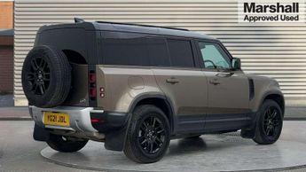 Land Rover Defender 3.0 D250 Hard Top SE Auto