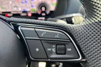 Audi Q2 35 TFSI Black Edition 5dr S Tronic