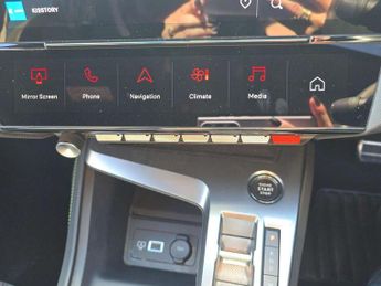 Peugeot 308 1.2 Hybrid 136 GT 5dr e-DSC6