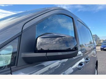 Volkswagen Caddy 2.0 TDI 122PS Commerce Pro Van DSG