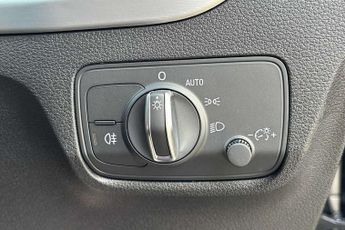 Audi Q2 35 TFSI S Line 5dr S Tronic