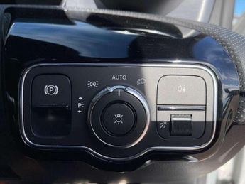 Mercedes-Benz CLA CLA 180 AMG Line 4dr Tip Auto