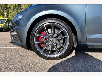 Skoda Octavia vRS 2.0 TSI 245 vRS 5dr DSG [Black Pack]