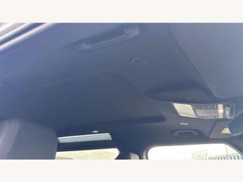 Land Rover Defender 3.0 D250 X-Dynamic SE 90 3dr Auto