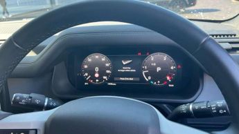 Land Rover Defender 3.0 D250 SE 110 5dr Auto