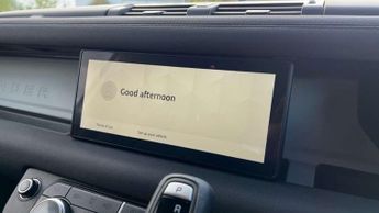 Land Rover Defender 3.0 D250 SE 110 5dr Auto