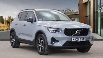 Volvo XC40 2.0 B3P Plus Dark 5dr Auto