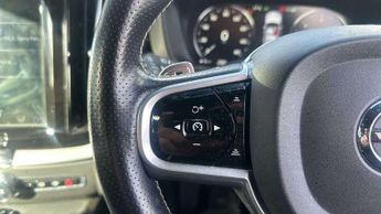 Volvo XC60 2.0 D5 PowerPulse R DESIGN Pro 5dr AWD Geartronic