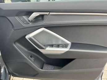 Audi Q3 35 TFSI Sport 5dr S Tronic