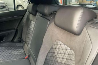 Volkswagen Golf 1.5 eTSI 150 Black Edition 5dr DSG